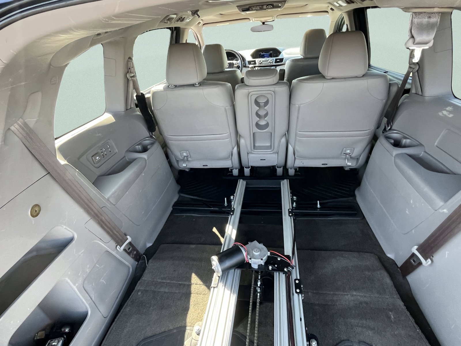 Used 2015 Honda Odyssey EX-L image 16