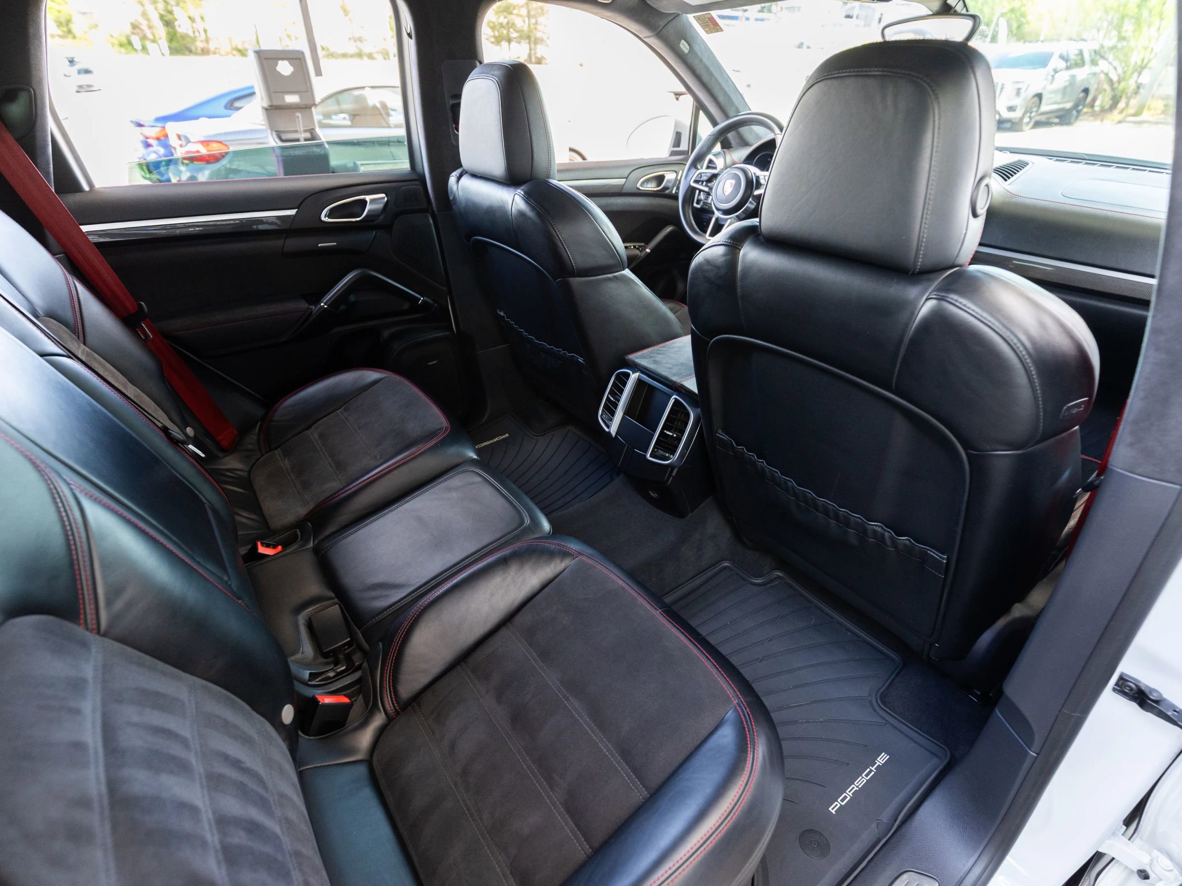 Used 2017 Porsche Cayenne GTS AWD/4WD image 26