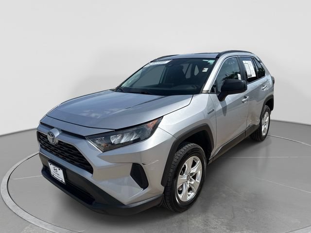 Used 2021 Toyota RAV4 LE AWD/4WD image 4