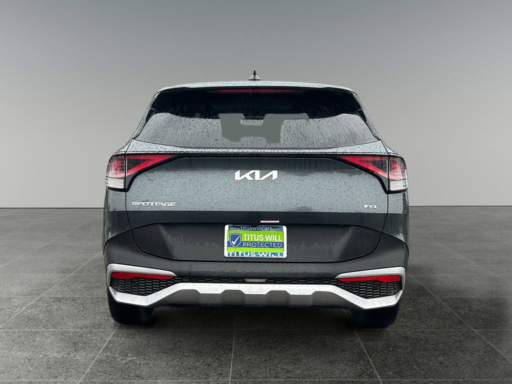 Used 2024 Kia Sportage LX image 6