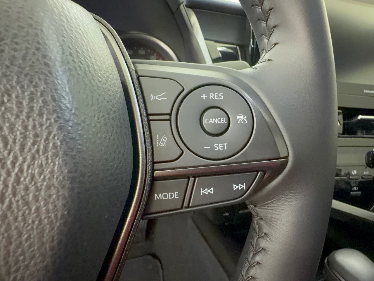 Used 2024 Toyota Camry XSE FWD image 19