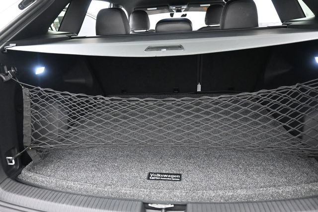Used 2024 Volkswagen Atlas Cross Sport SE w/ Black Wheel Package FWD image 27