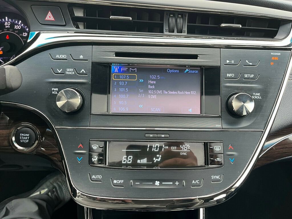 Used 2013 Toyota Avalon image 48