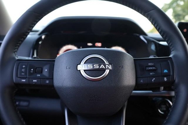 Certified 2026 Nissan Pathfinder SL FWD image 11