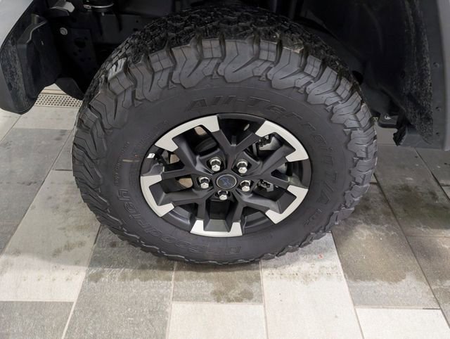 Used 2025 Jeep Wrangler Unlimited Rubicon 4xe w/ Safety Group AWD/4WD image 7