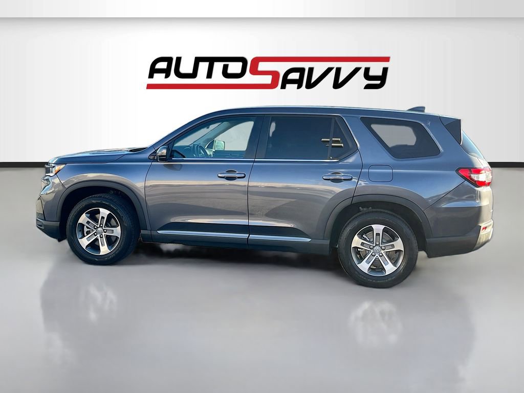 Used 2025 Honda Pilot EX-L image 4