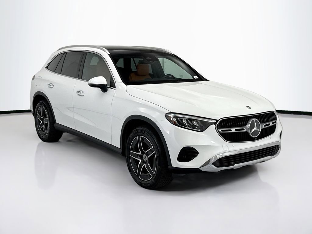 Certified 2026 Mercedes-Benz GLC 300 4MATIC image 3