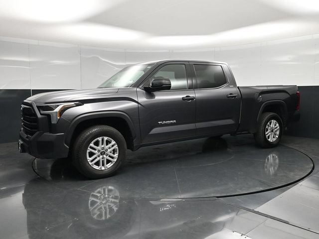 Used 2022 Toyota Tundra SR5 AWD/4WD image 9