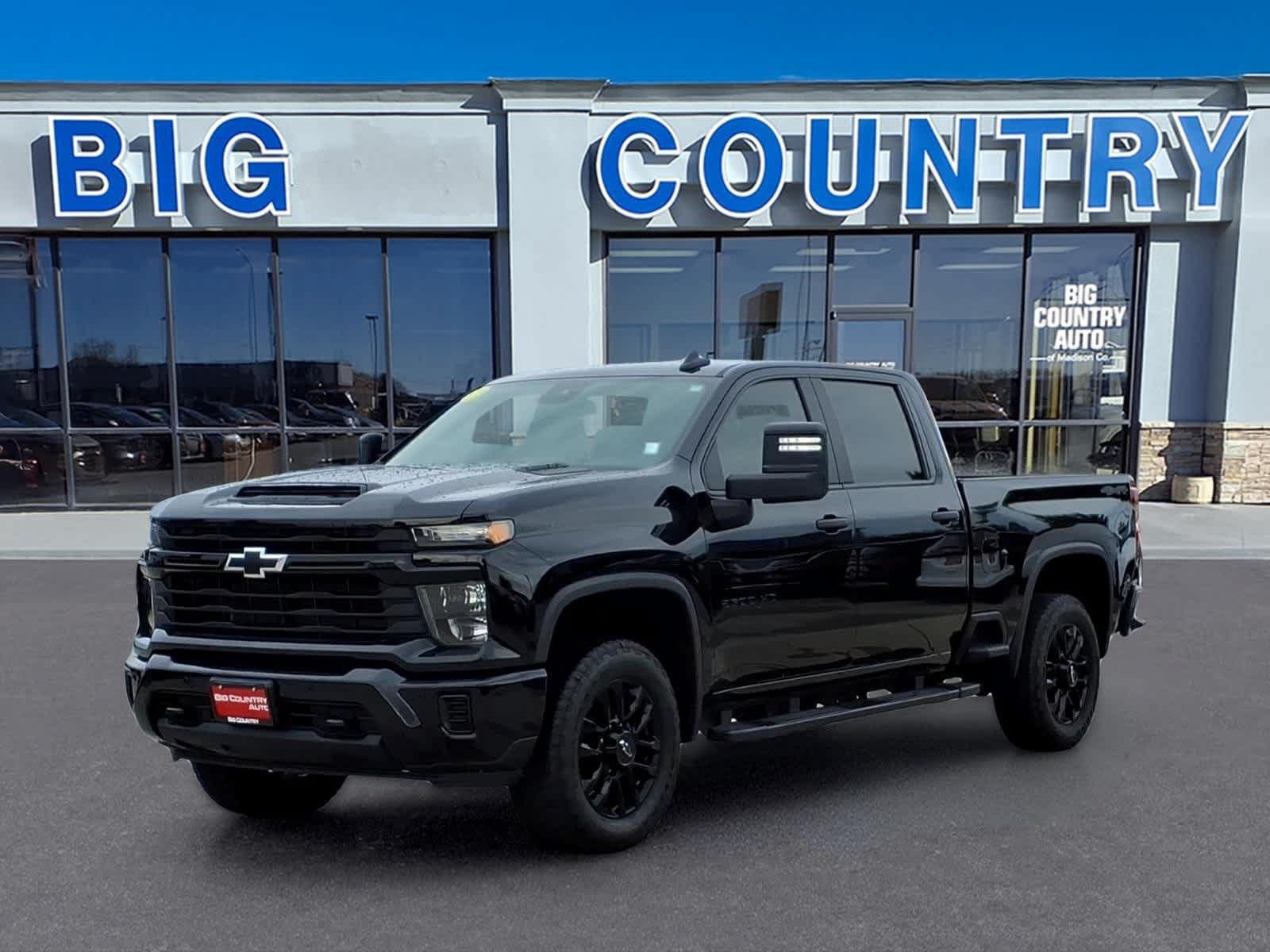 Used 2025 Chevrolet Silverado 2500 Custom w/ Custom Value Package AWD/4WD image 1
