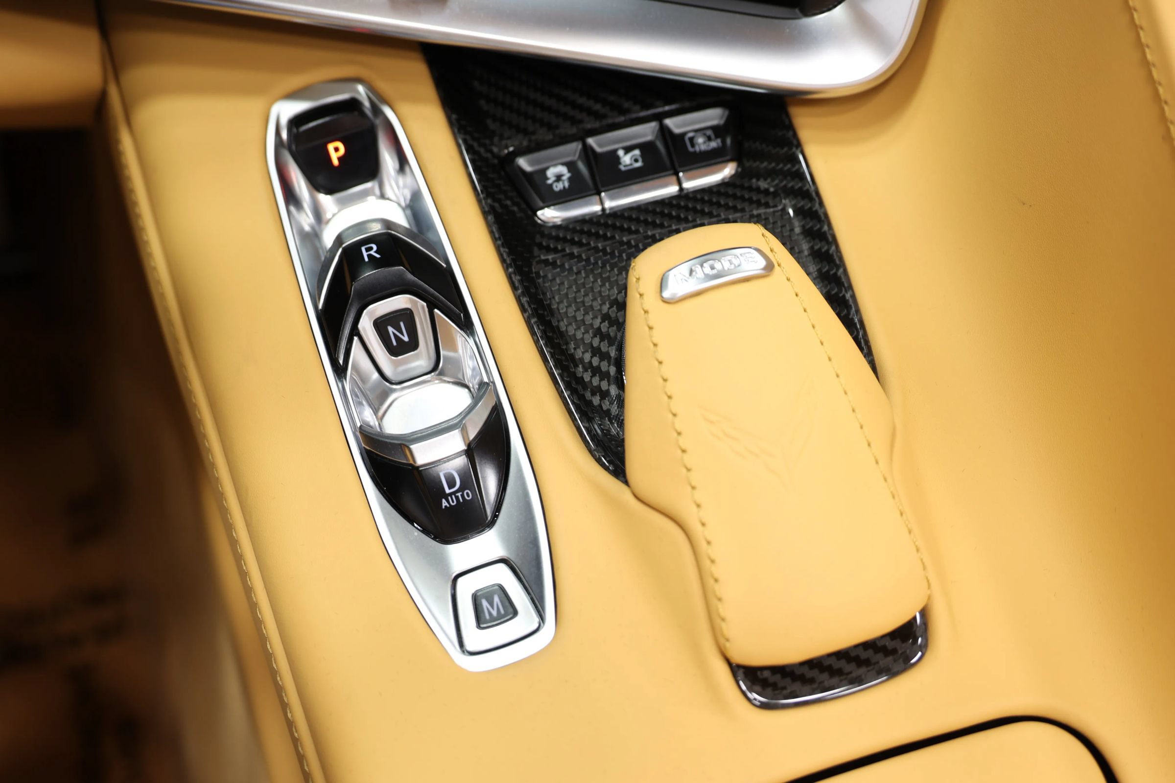 Used 2022 Chevrolet Corvette Stingray Premium Conv w/ Z51 Performance Package RWD image 47