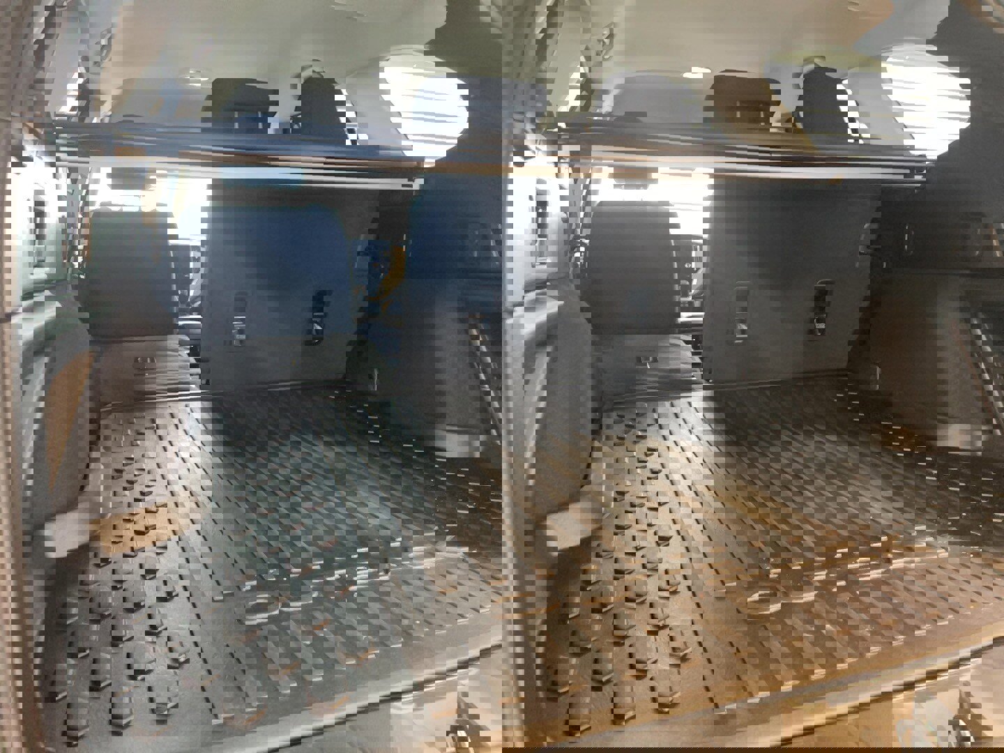 Used 2024 Subaru Outback Premium image 21