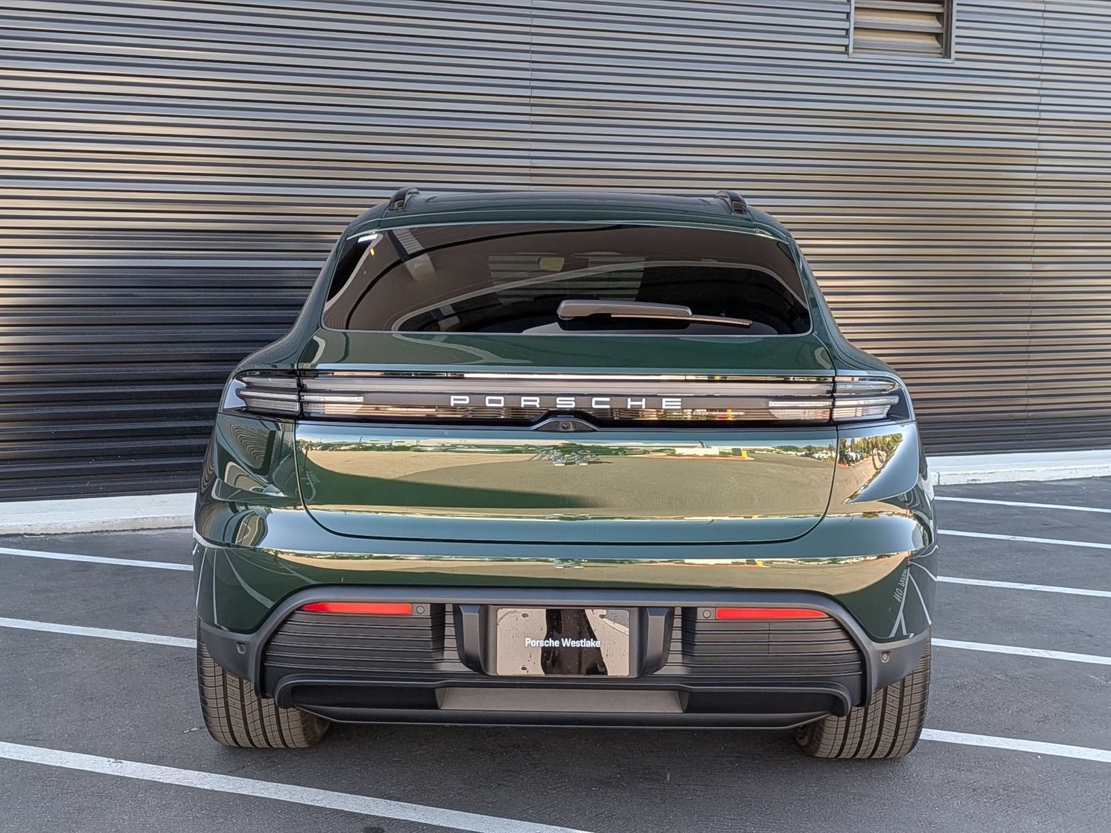 New 2026 Porsche Macan Electric RWD image 6