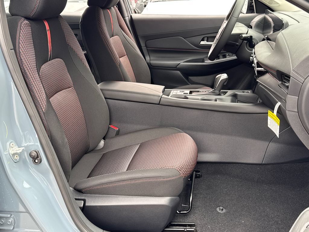 New 2026 Nissan Sentra SR w/ Floor Mat Package FWD image 21