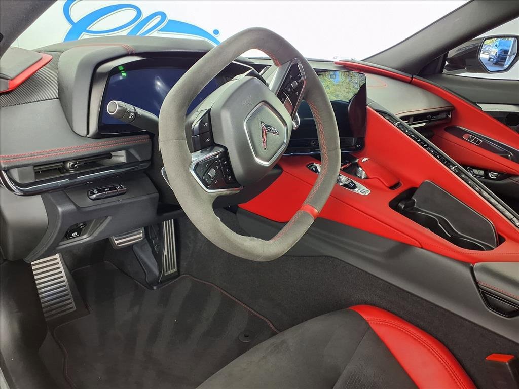 Used 2024 Chevrolet Corvette Stingray Preferred Cpe w/ Stealth Interior Trim Package image 12