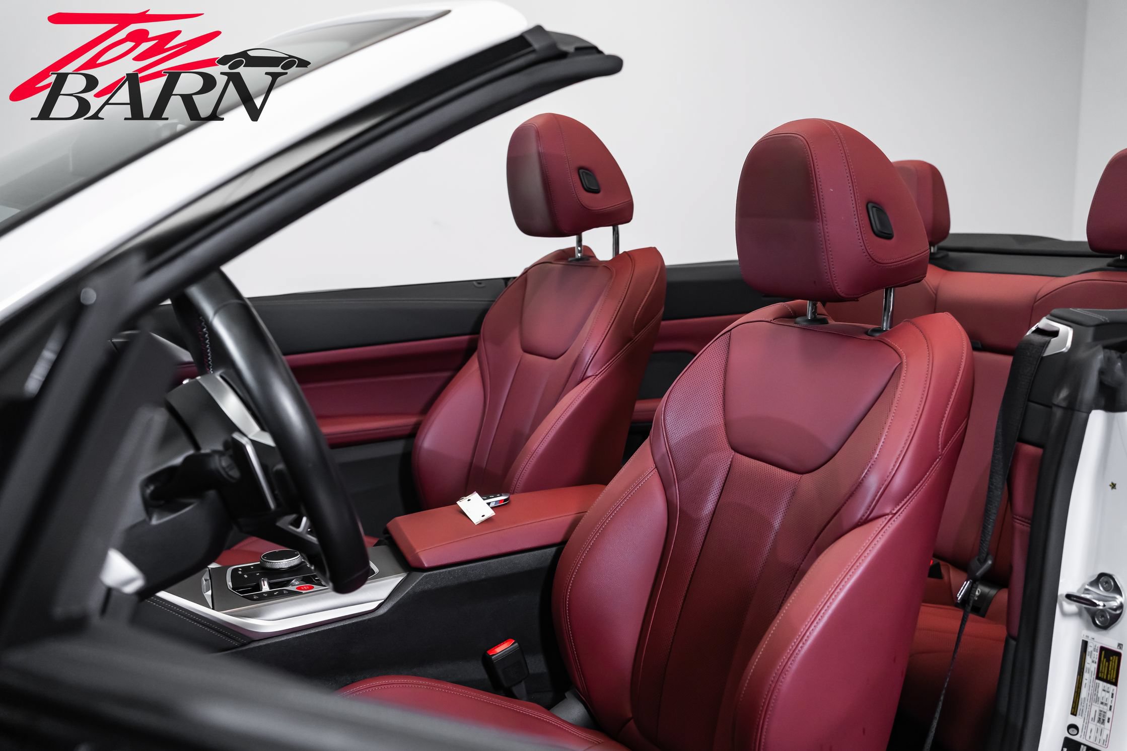 Used 2025 BMW M440i Convertible RWD image 30