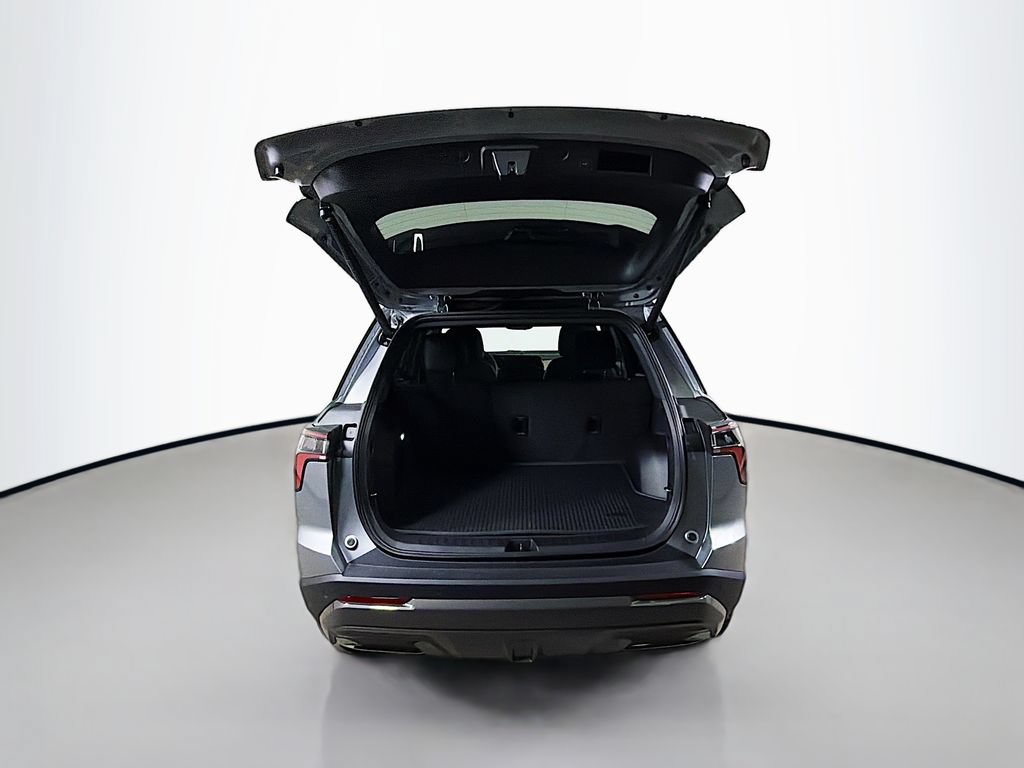 New 2027 Chevrolet Equinox ACTIV w/ Safety and Technology Package AWD/4WD image 22