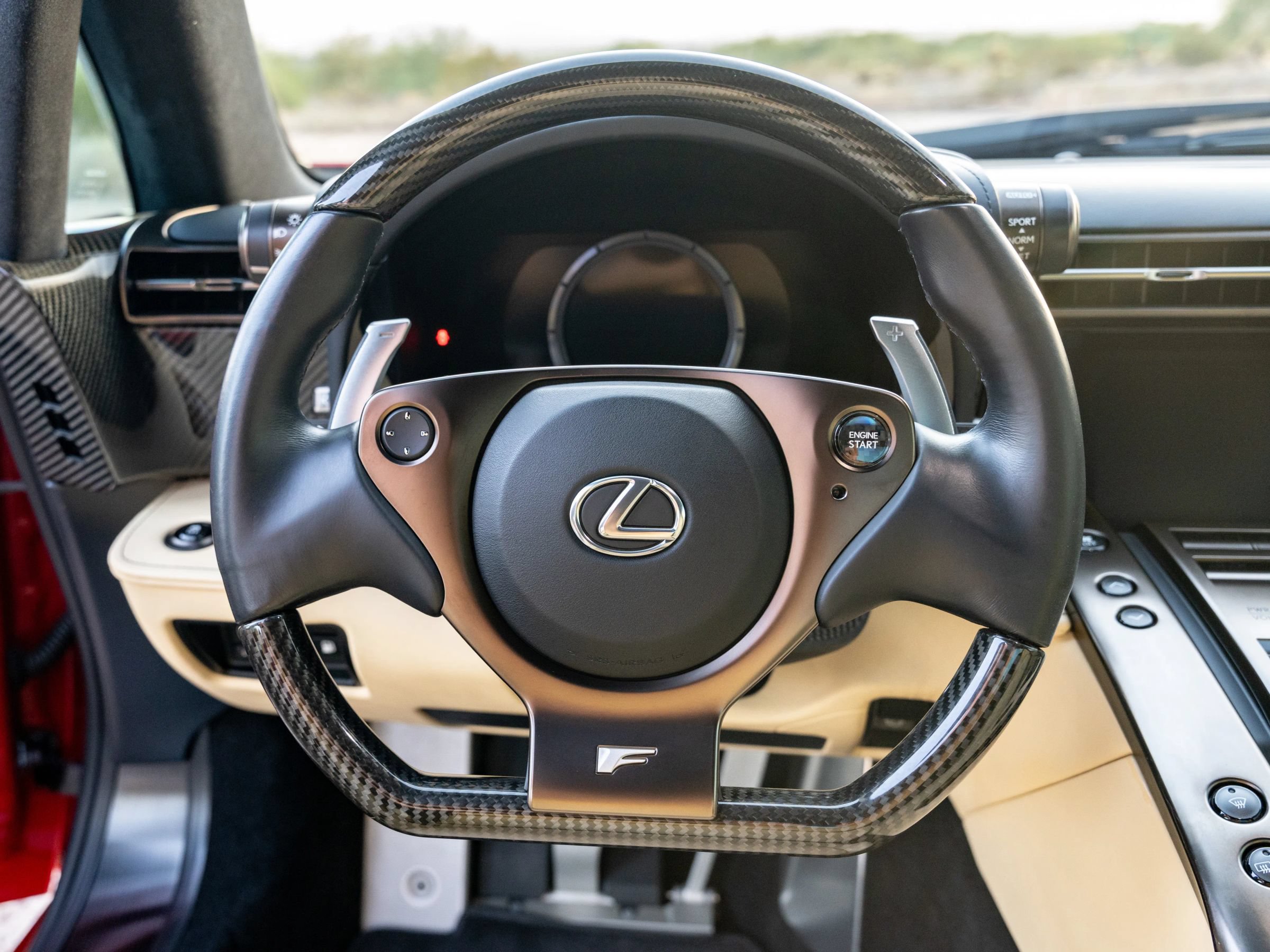 Used 2012 Lexus LFA RWD image 16