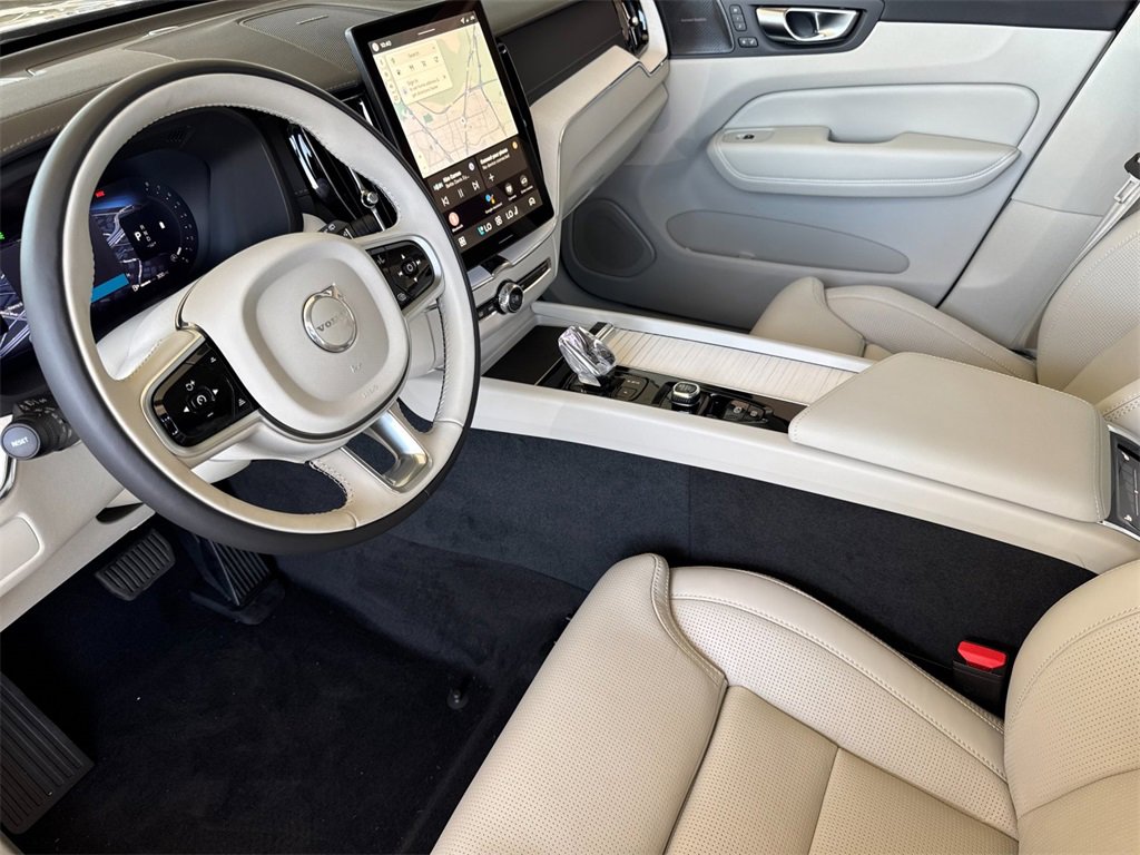New 2026 Volvo XC60 B5 Ultra w/ Protection Package Premier image 9