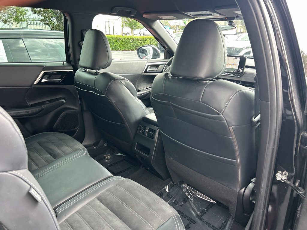 Used 2023 Mitsubishi Outlander SE Black Edition AWD/4WD image 46