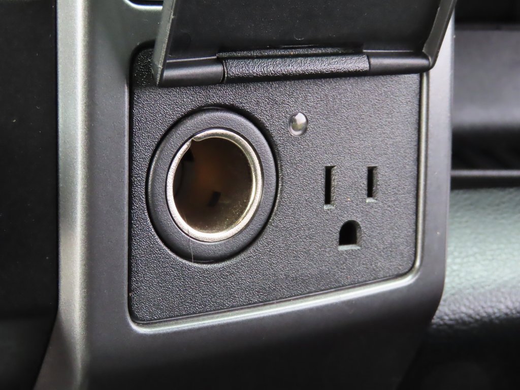 Used 2018 Ford F150 XLT w/ Equipment Group 302A Luxury image 10