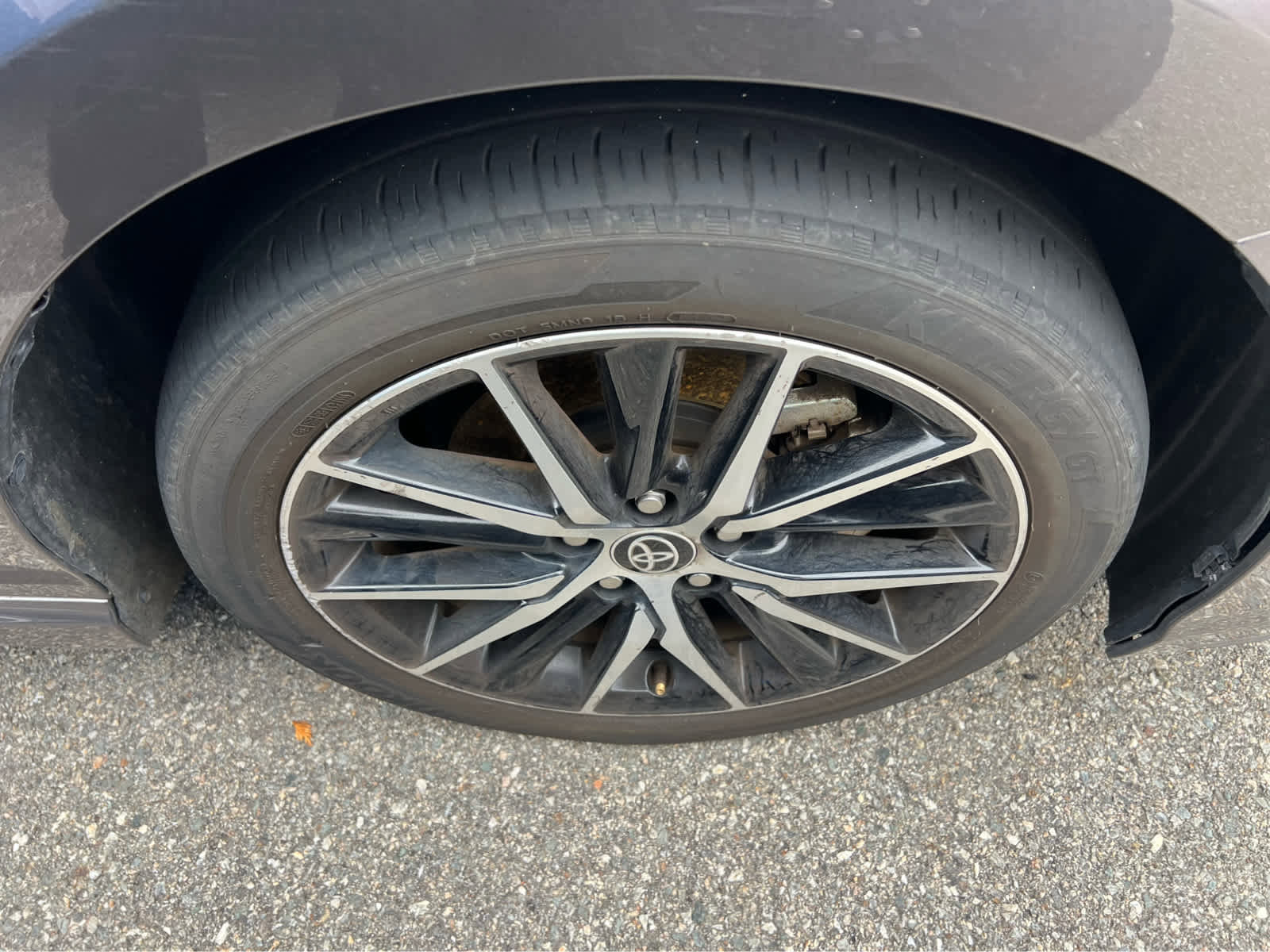 Used 2024 Toyota Camry SE image 14