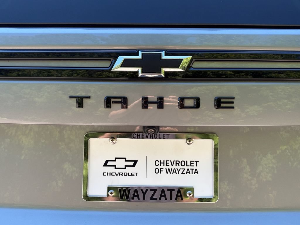 Used 2024 Chevrolet Tahoe Z71 w/ Luxury Package AWD/4WD image 10