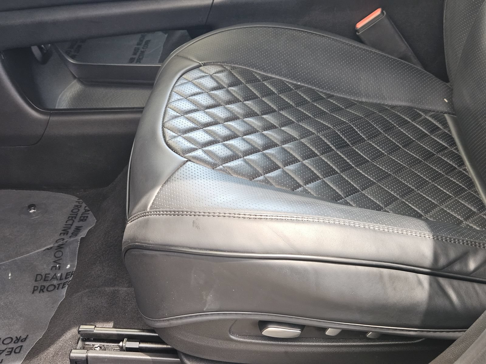 Certified 2022 Cadillac XT5 Premium Luxury w/ Technology Package FWD image 33