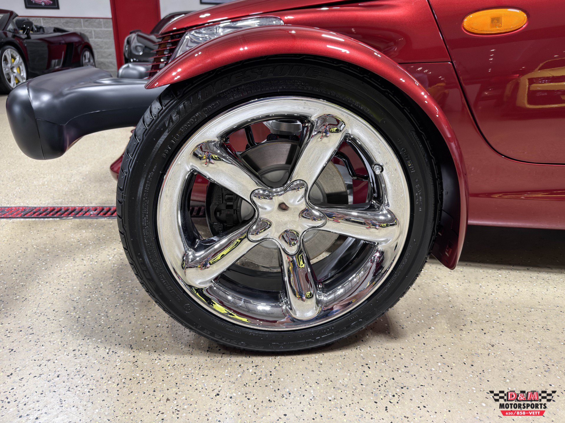 Used 2002 Chrysler Prowler RWD image 31