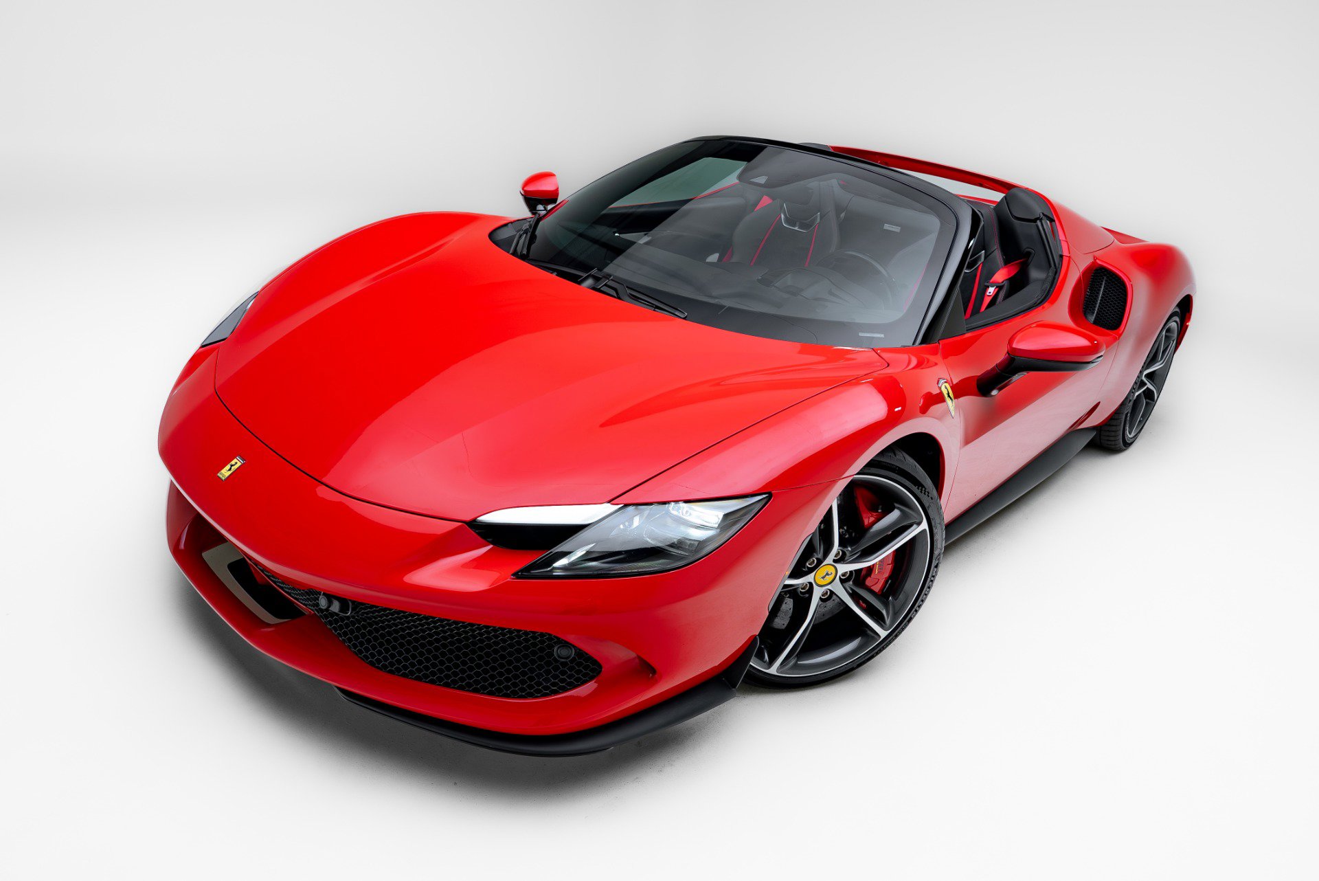 Used 2023 Ferrari 296 GTS RWD image 30