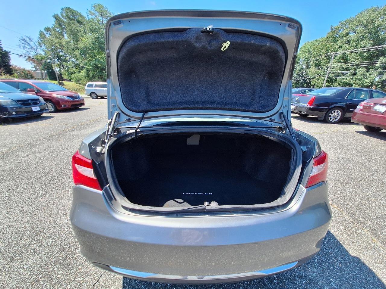 Used 2013 Chrysler 200 Limited w/ Sun/Sound Group image 34