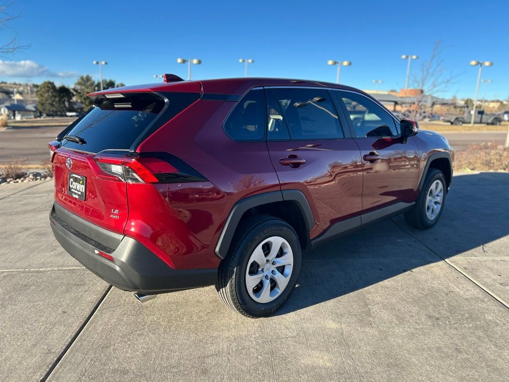 New 2025 Toyota RAV4 LE image 7