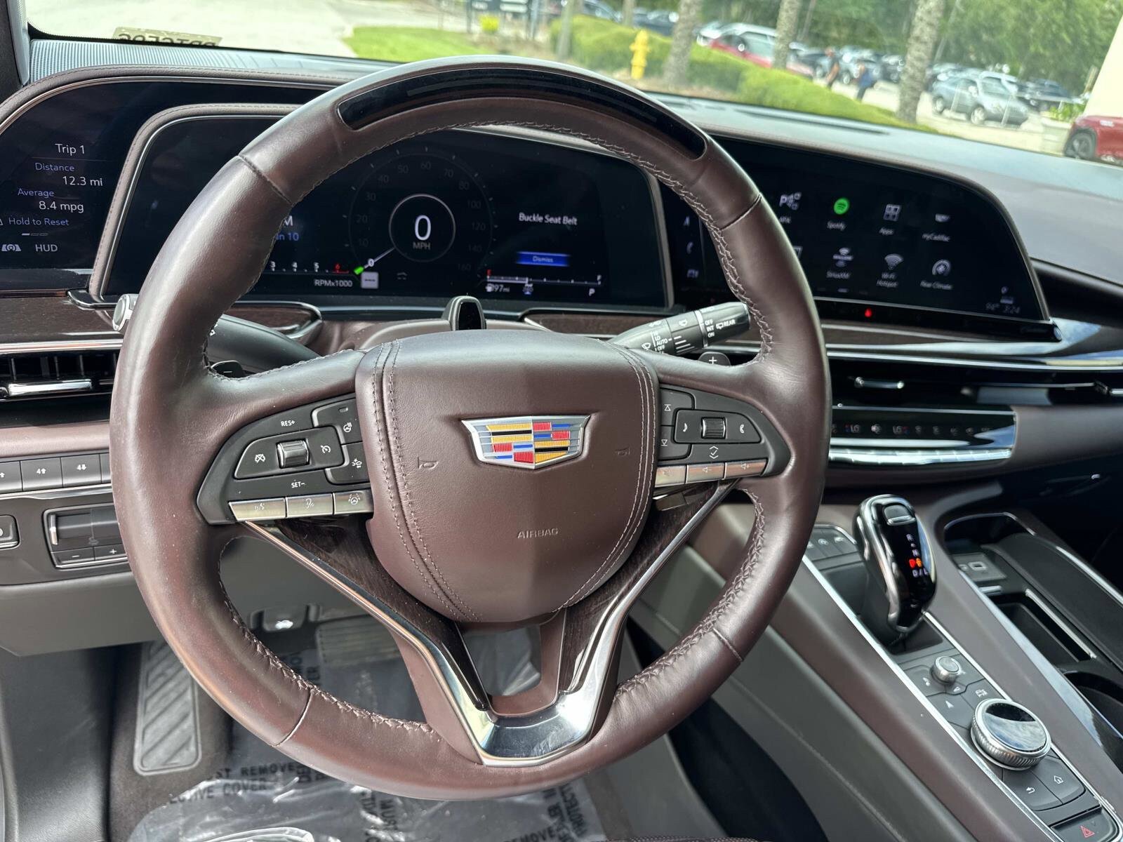 Used 2024 Cadillac Escalade Sport Platinum w/ Heavy-Duty Trailer Package AWD/4WD image 16