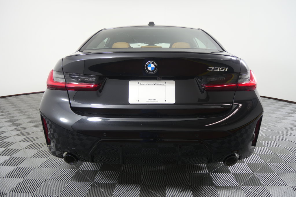 New 2026 BMW 330i Sedan RWD image 5