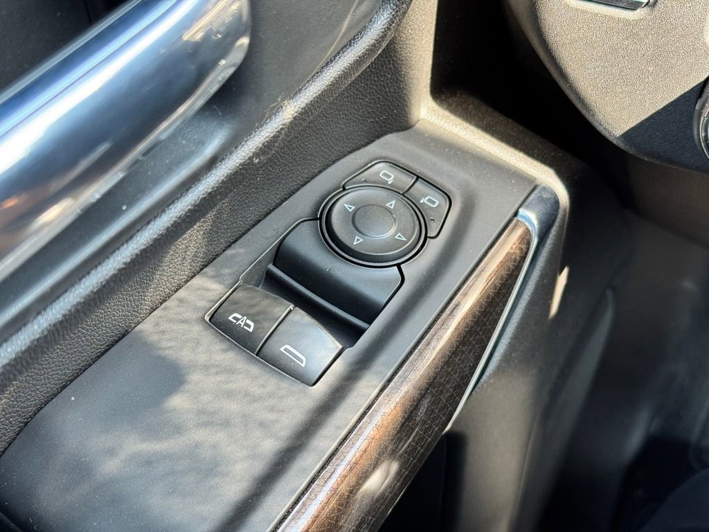 Used 2024 Chevrolet Silverado 3500 LT image 27