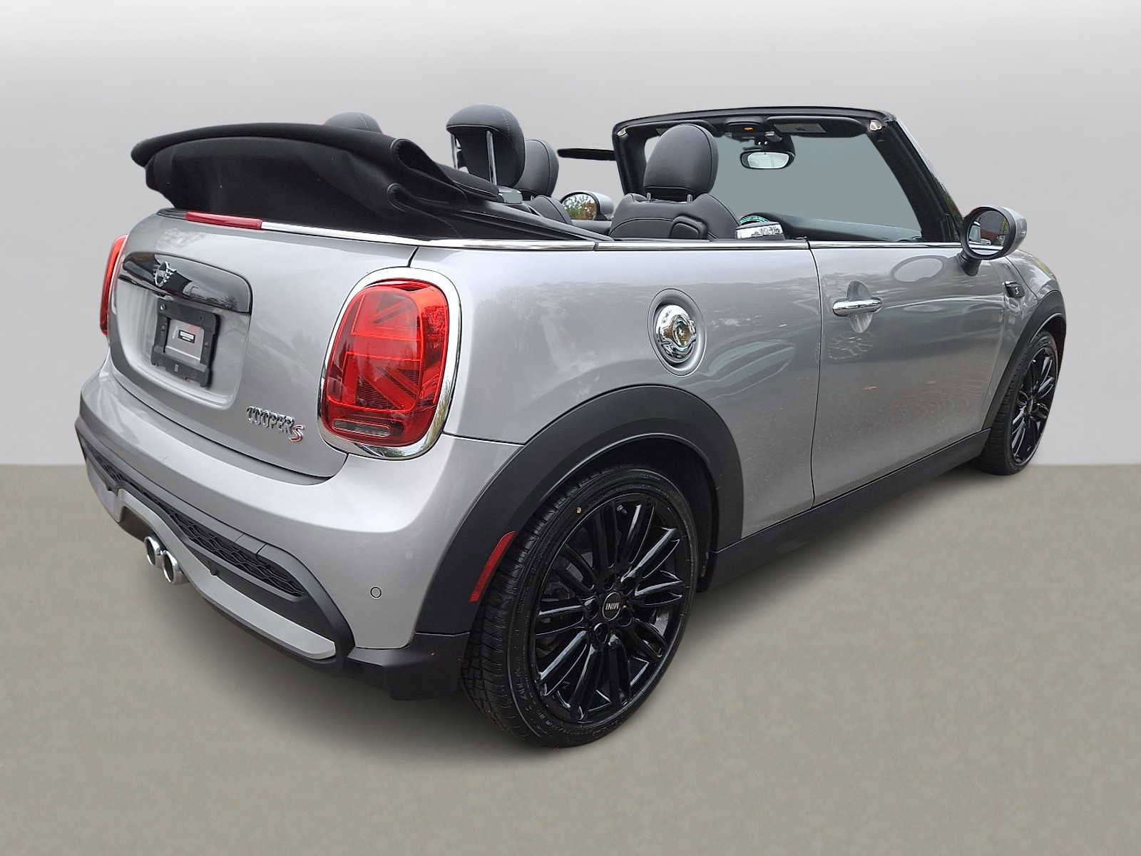 Used 2024 MINI Cooper S image 4