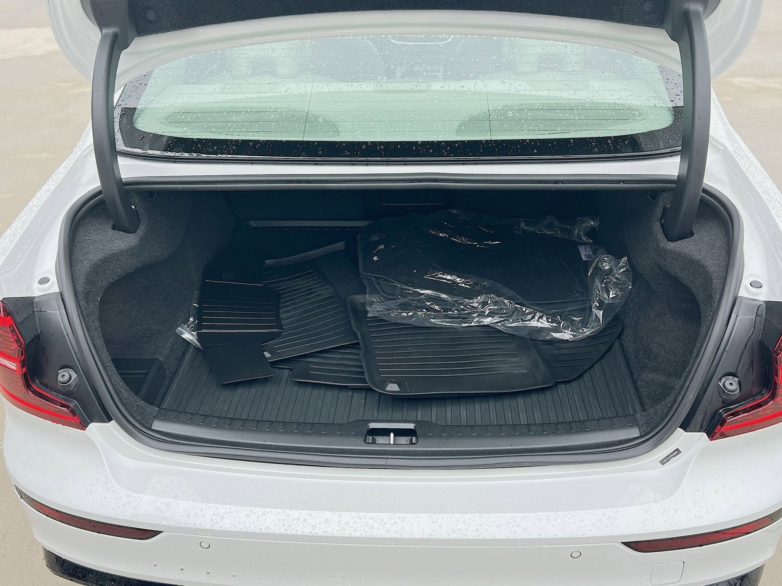 Certified 2023 Volvo S60 B5 Plus w/ Climate Package image 25