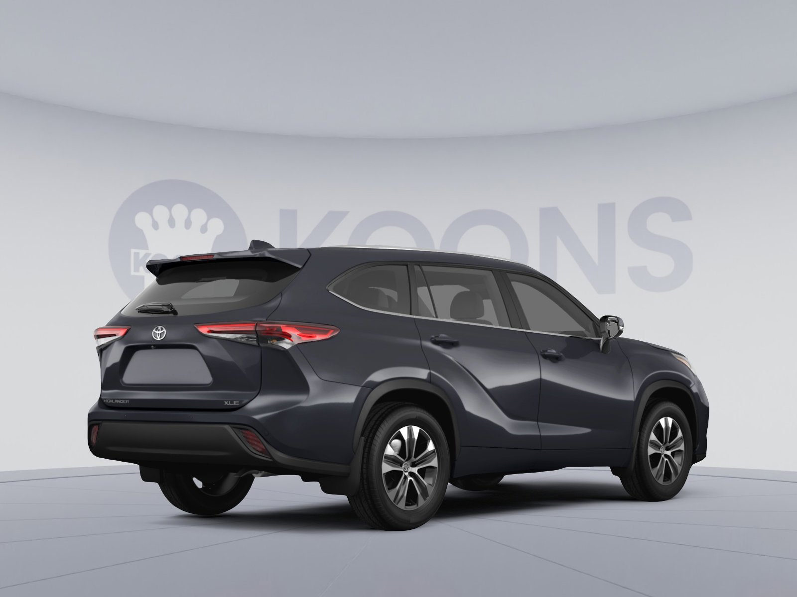 Used 2023 Toyota Highlander XLE image 4