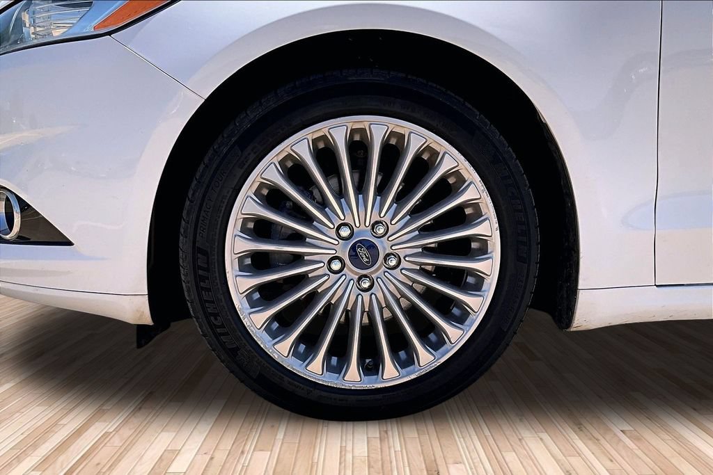 Used 2016 Ford Fusion Titanium FWD image 8