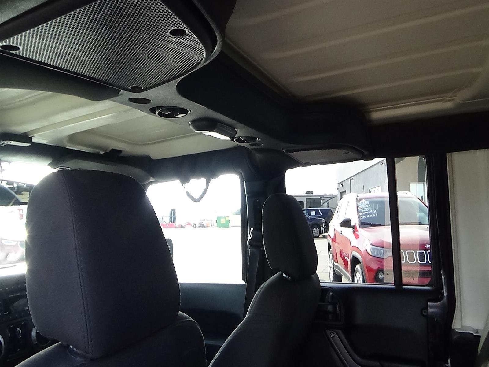 Used 2017 Jeep Wrangler Unlimited Sport w/ Quick Order Package 24S AWD/4WD image 12