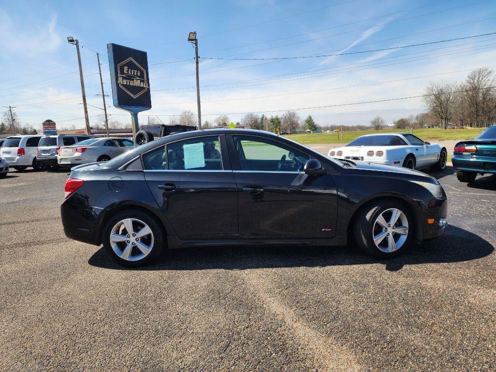 Used 2014 Chevrolet Cruze LT w/ RS Package FWD image 3