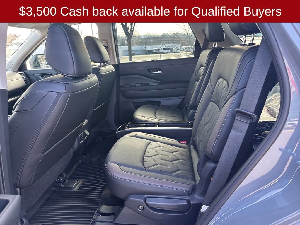 New 2026 Nissan Pathfinder Platinum image 26