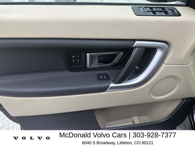 Used 2017 Land Rover Discovery Sport HSE image 13