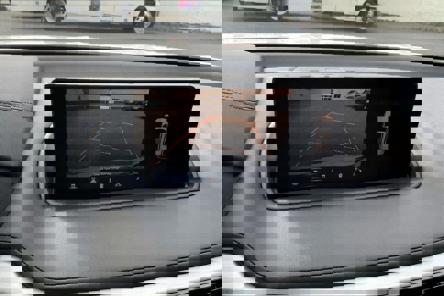 Used 2023 Acura MDX SH-AWD w/ Technology Package image 21