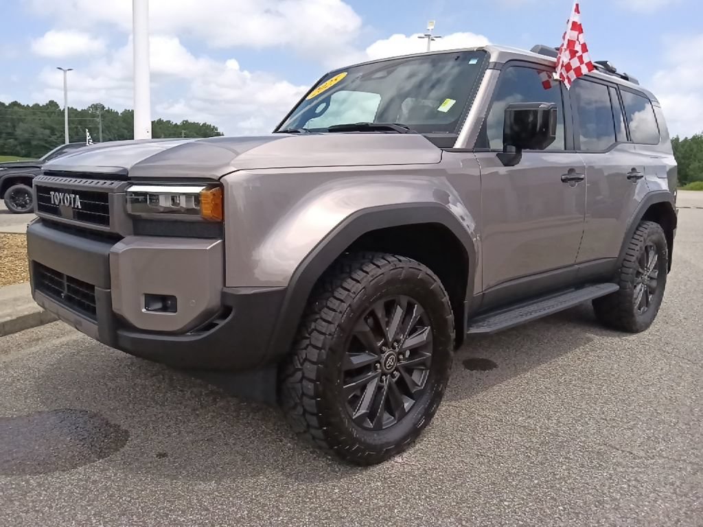 Used 2025 Toyota Land Cruiser w/ Premium Package AWD/4WD image 7