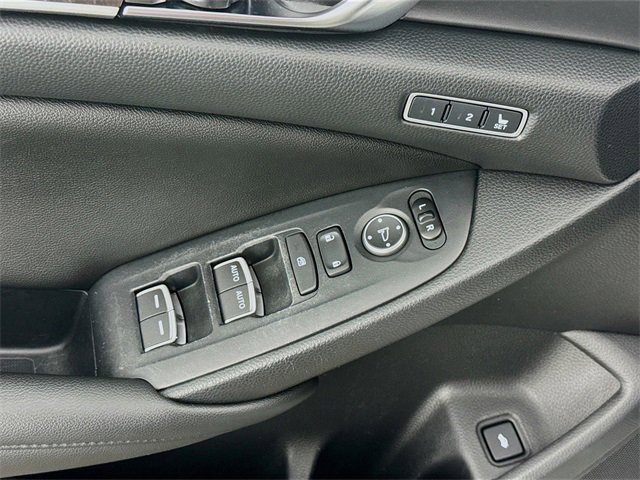 Used 2019 Honda Accord EX-L image 13