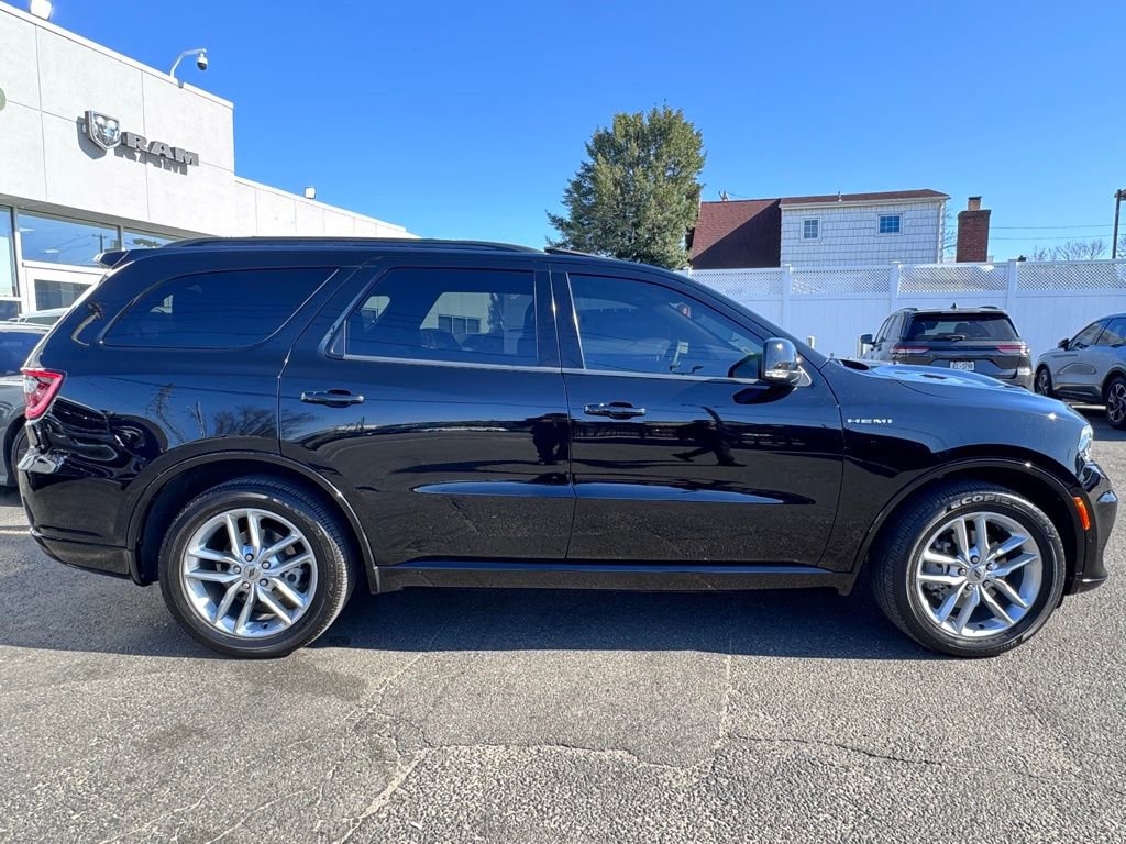 Certified 2024 Dodge Durango R/T RWD image 8