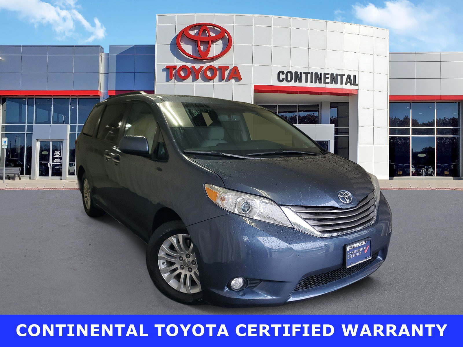 Used 2015 Toyota Sienna XLE FWD image 1