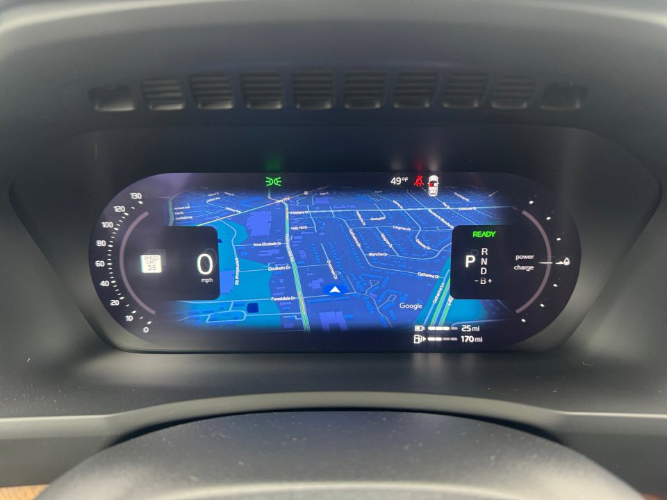 Certified 2023 Volvo XC90 T8 Plus w/ Protection Package Premier image 11