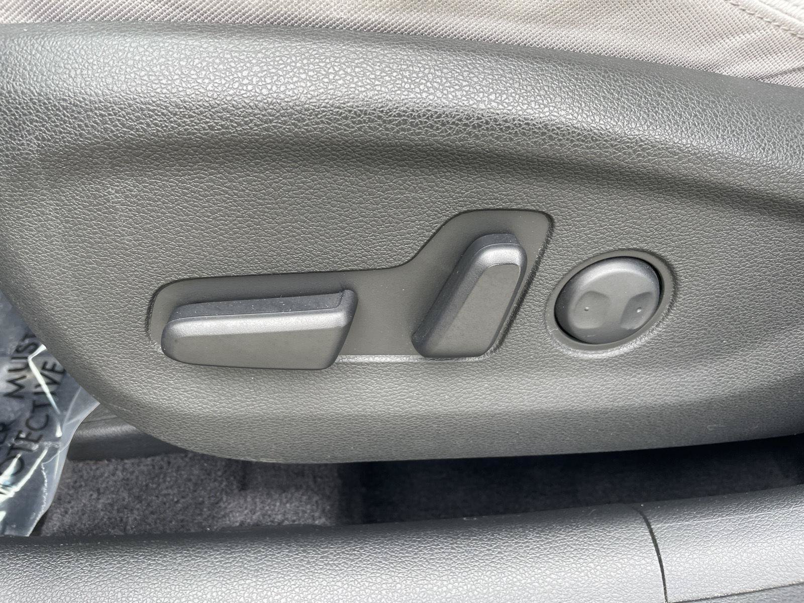 Used 2018 Hyundai Tucson Value FWD image 5