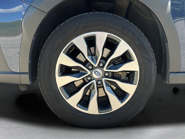 Used 2023 Subaru Outback Limited XT AWD/4WD image 7
